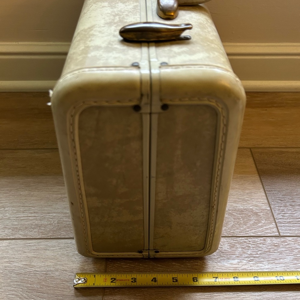 Vintage 1950โs Samsonite Shwayder Brothers Marble Cream Suitcase - Picture 11 of 11
